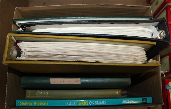 STAMPS - Thematic classified collection of birds (four albums & loose + catalogue and book)